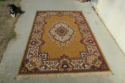 Grand tapis des années 80, 280 x 190 cm 170 Paris 10 (75)