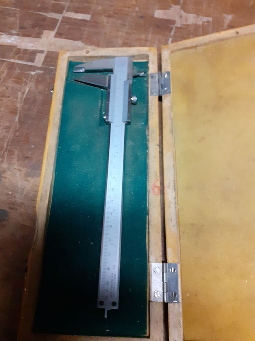 pied a coulisse Bricolage