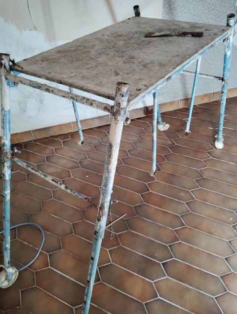 petit �chafaudage  � plateforme  (50*70cm) 65 Pontoise (95)