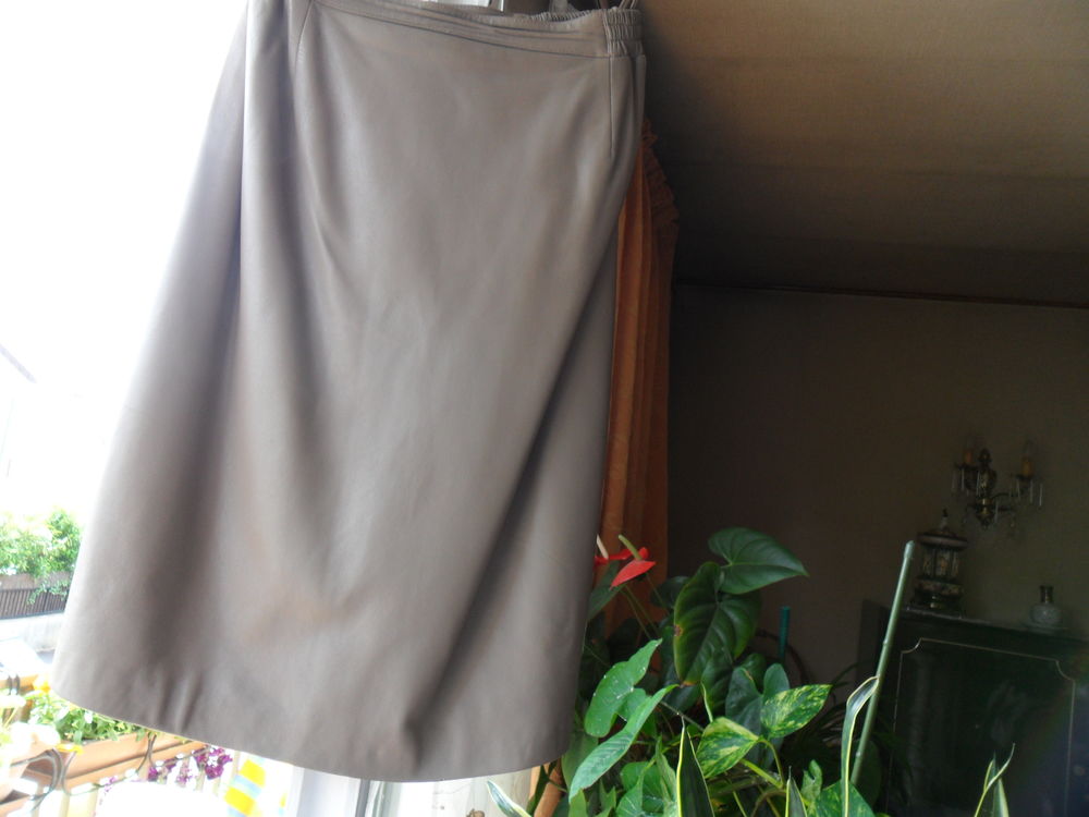 tailleur femme en cuir Vêtements