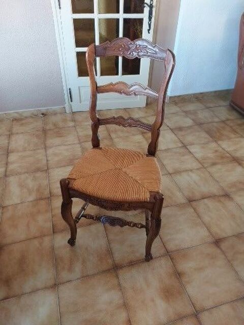 Chaises provenale pailles noyer 0 La Gavotte (13)