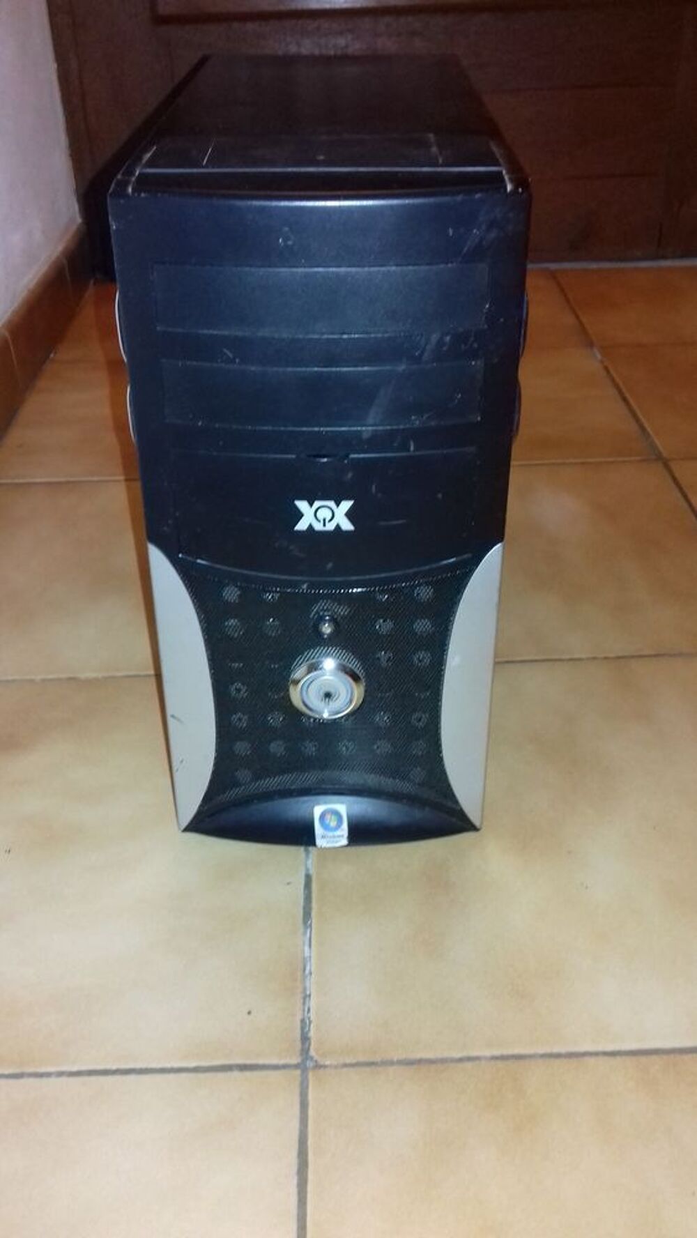 Ordinateur XX dual Core 2Ghz
Matériel informatique