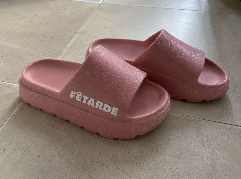Claquette femme humoristique Chaussures