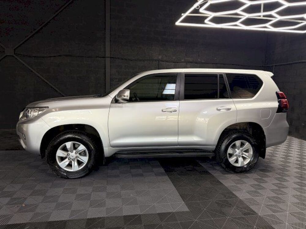 Land Cruiser GDJ 150 177 D-4D Life BVA 5p 2018 occasion 33520 Bruges