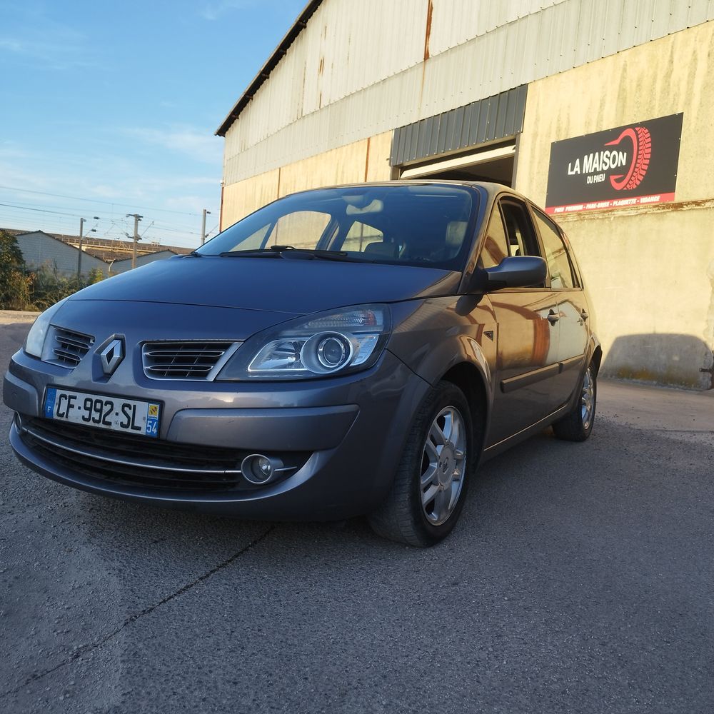 Grand Sc&eacute;nic II Grand Scenic 1.5 dCi 105 eco2 Carminat 5 pl 2009 occasion 51300 Vitry-le-Fran&ccedil;ois