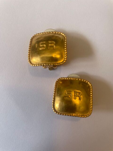 BO Boucles d'Oreilles carré avec liseré SR gravé doré RYKIEL 130 Vigneux-sur-Seine (91)