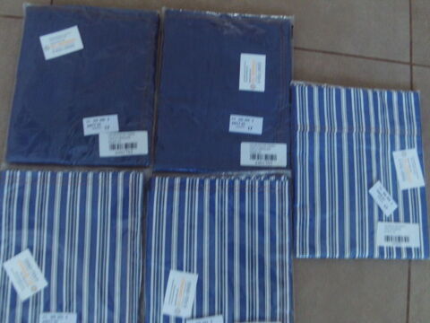 lot de taies d'oreillers et de traversin Linvoges neufs 70 Vernon (27)