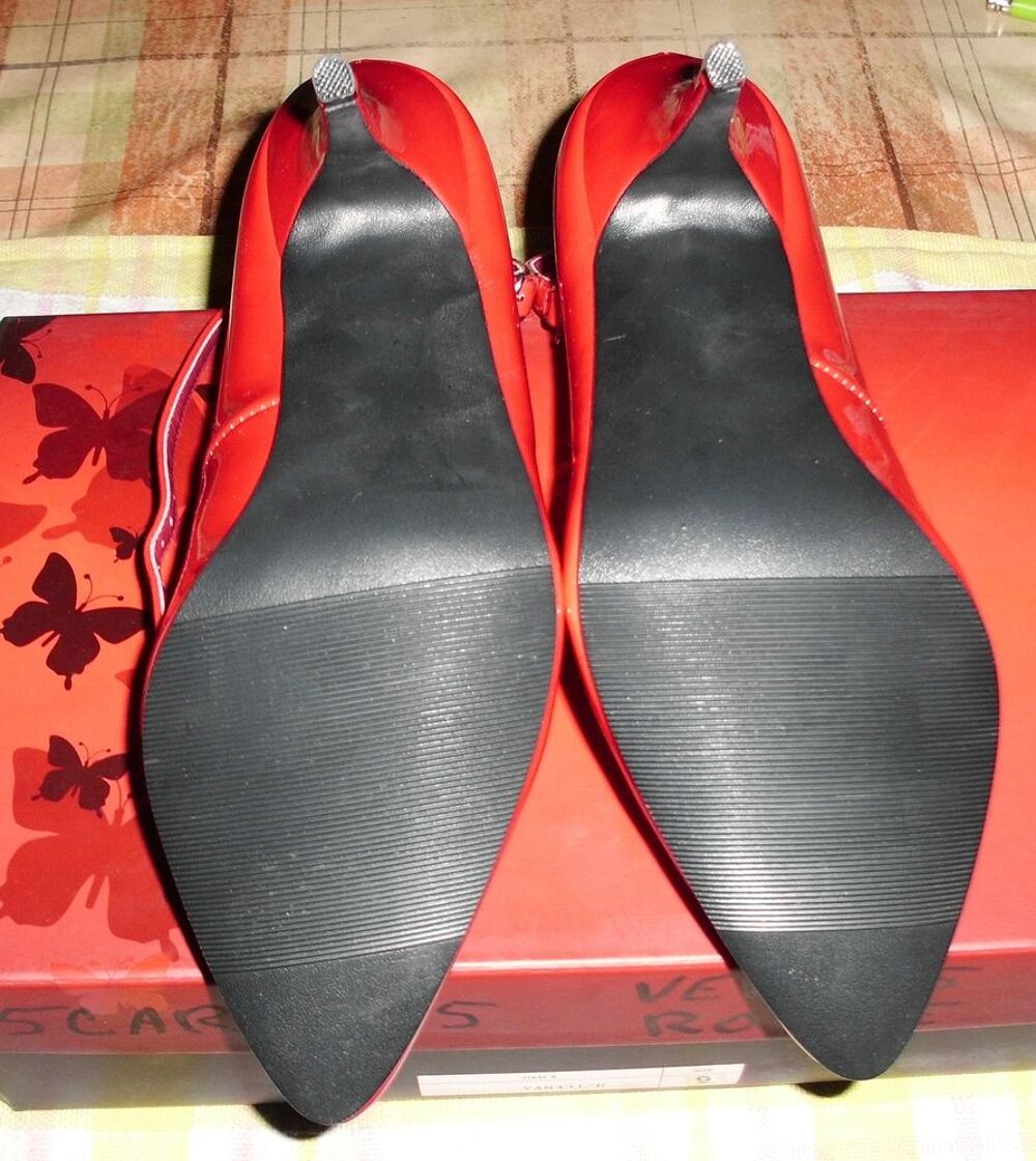Escarpins vernis rouge Vêtements