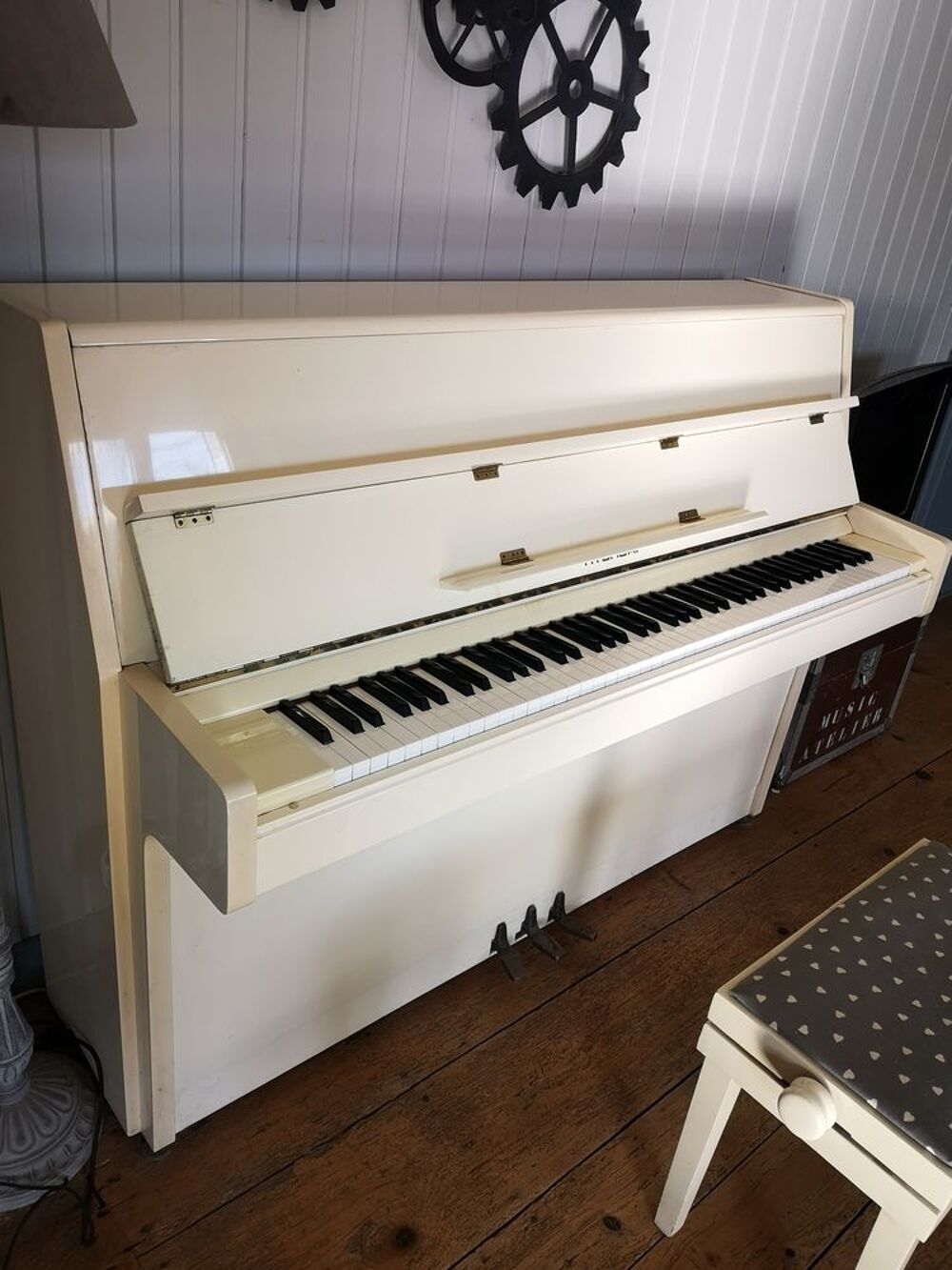 Piano Droit Instruments de musique