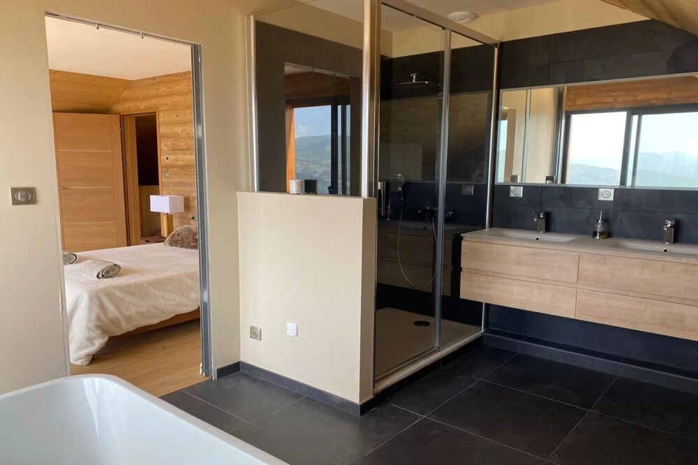 à vendre  Maison Prunières (05230)