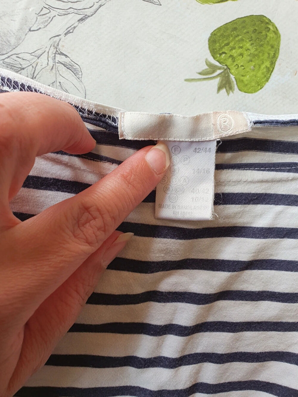 tee-shirt manche longue
mariniere
42/44 Vêtements