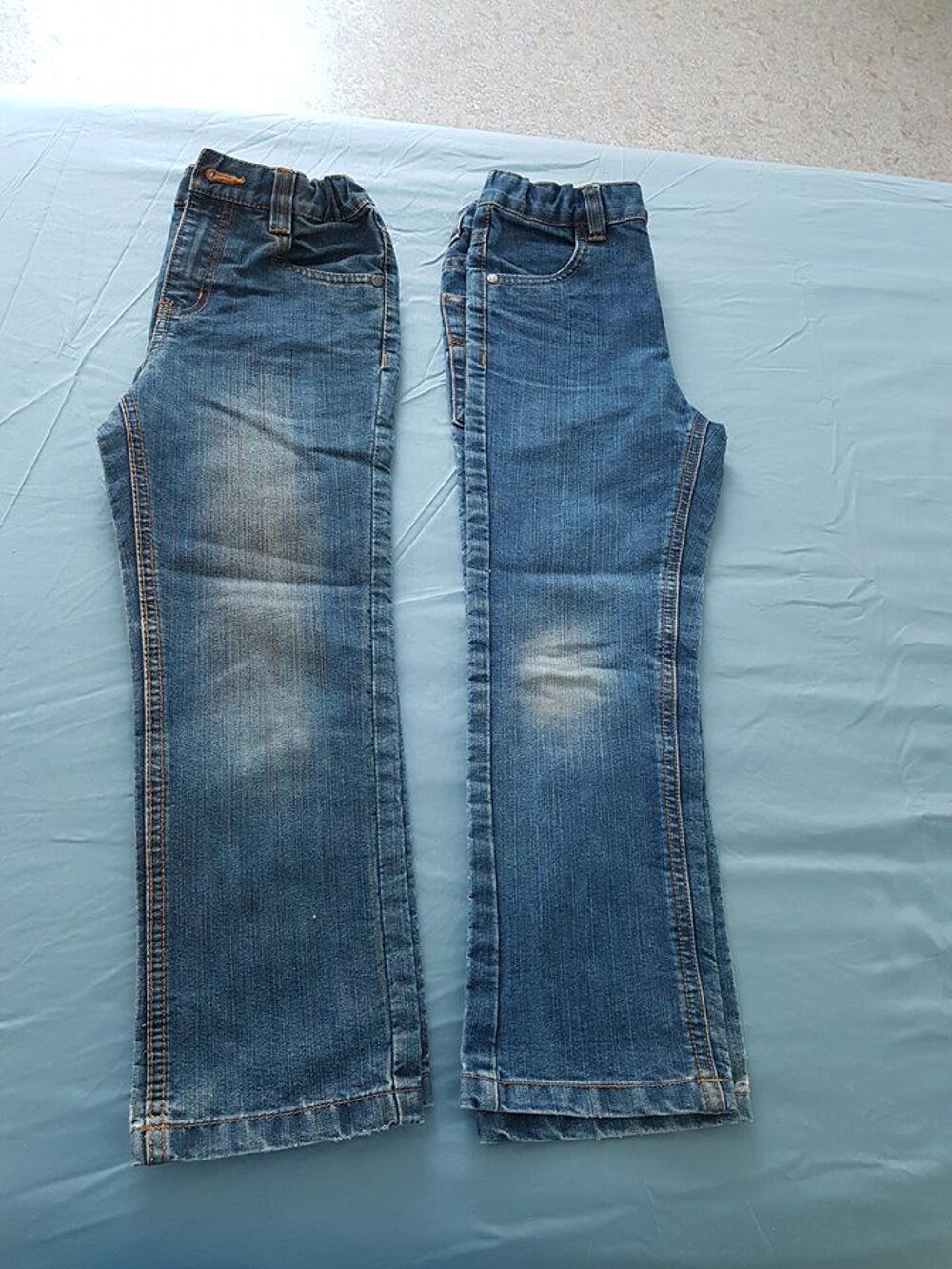 lot de 2 jeans gar&ccedil;on 7 ans tbe Vêtements enfants