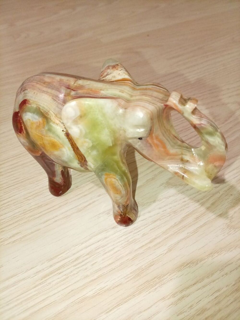 Objet d&eacute;coration elephant onyx collection 12 cm de haut Décoration