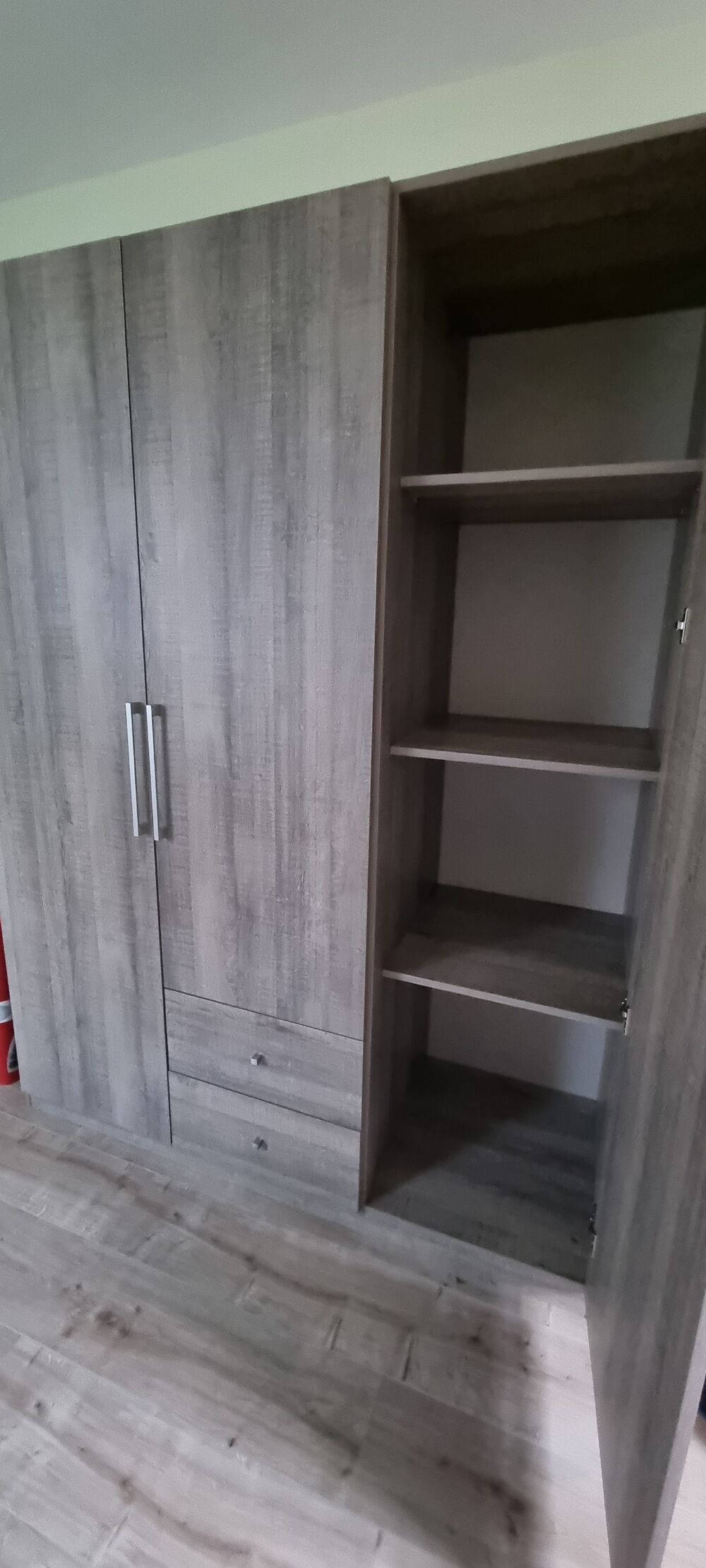Armoire 3 portes Meubles