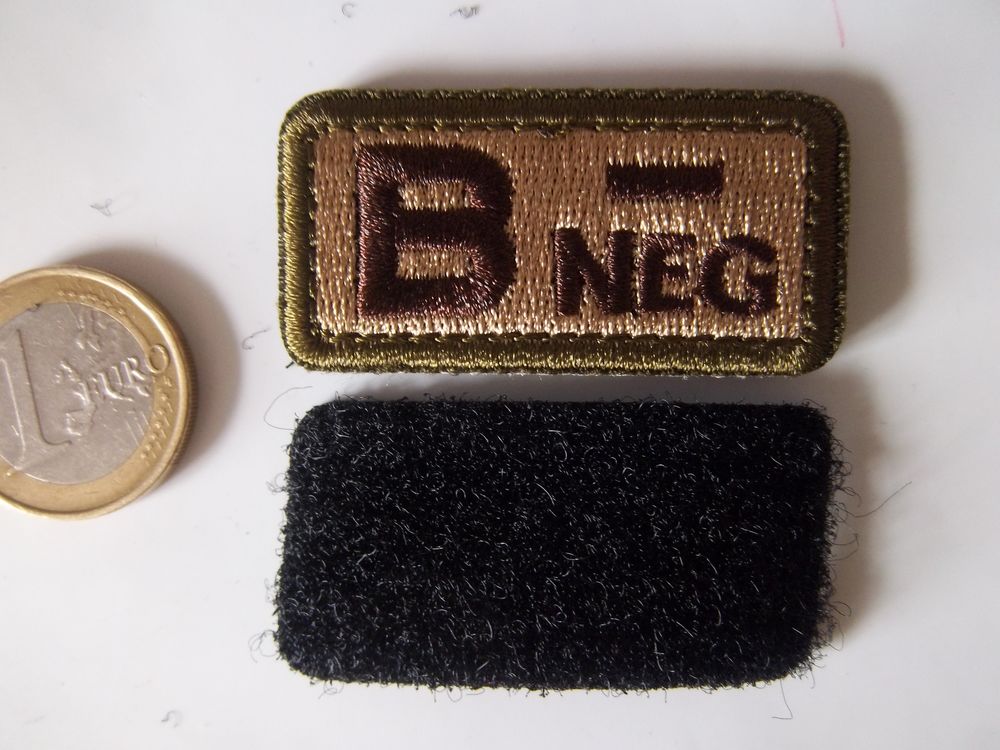 &eacute;cusson militaire groupe sanguin B n&eacute;gatif 
