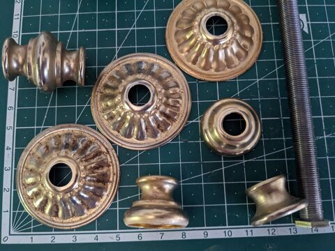 lot de pi�ces de lampe lustre luminaire ou autre d�coration 6 Marseille 13 (13)