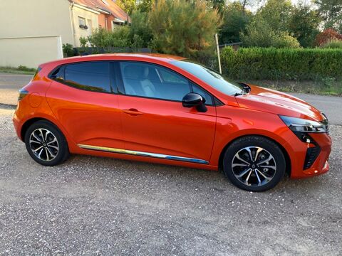 Renault Clio V Clio E-Tech full hybrid 145 GSR2 Techno 2024 occasion Arceau 21310