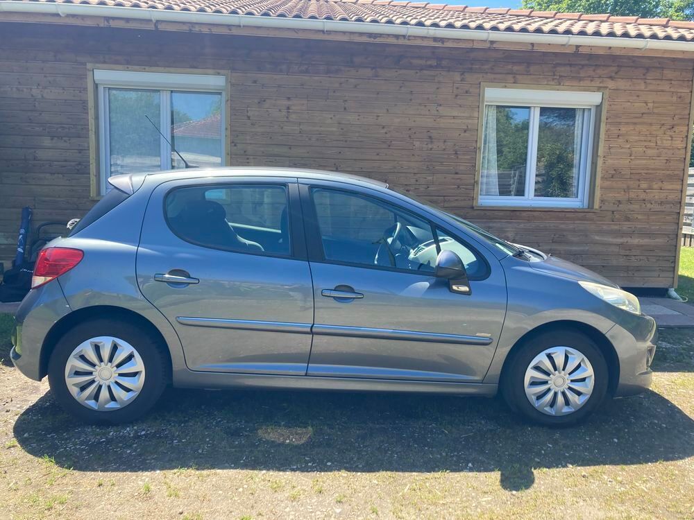 207 1.6 HDi 90ch BLUE LION Premium 2009 occasion 33950 L&egrave;ge-Cap-Ferret