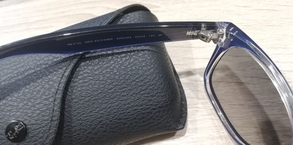 RAY-BAN Polaris&eacute;e RB2132 NEW WAYFARER 6053/M3 55-18 145 2P Bijoux et montres