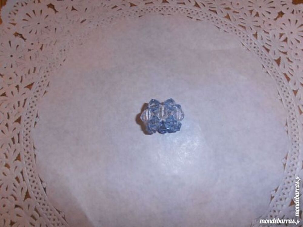 Bague en perles (28b) Bijoux et montres
