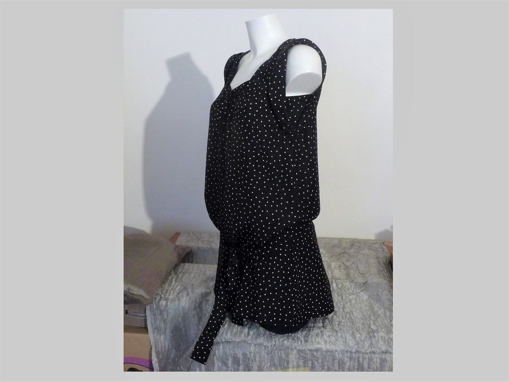 Tunique/ Robe Noir &agrave; Points Blanc- Taille 38- Atika Vêtements