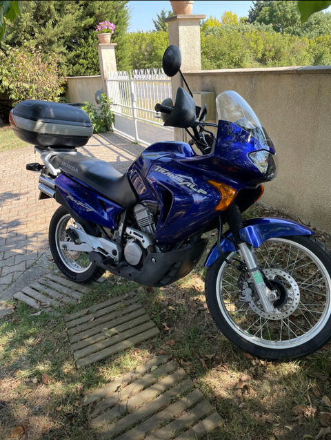 Moto HONDA 2003 occasion Sémalens 81570