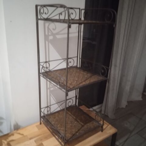 �tag�re fer et osier 35*35*84 25 Le P�age-de-Roussillon (38)