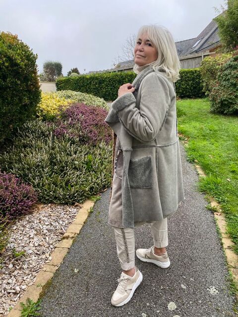 manteau d�structur� fa�on peau 30 Boulogne-Billancourt (92)