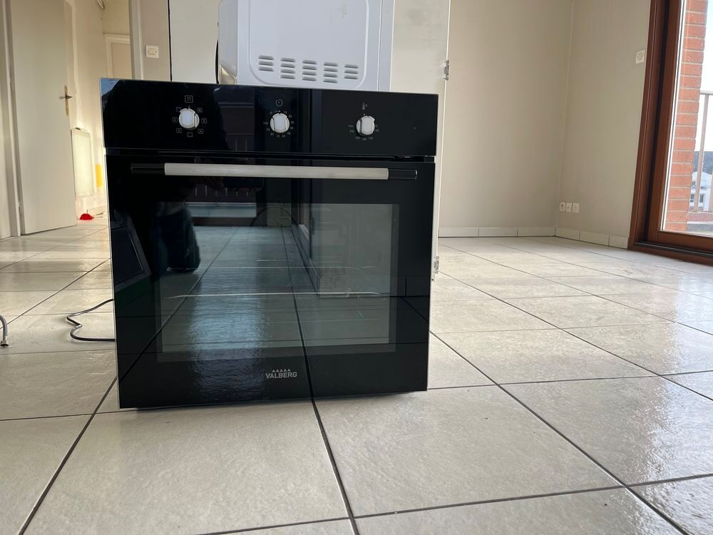 Suite au changement de cuisine &eacute;lectrom&eacute;nager + &eacute;vier Electroménager