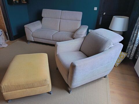 canap� 2 places + fauteuil et pouf assortis 600 Cambrai (59)
