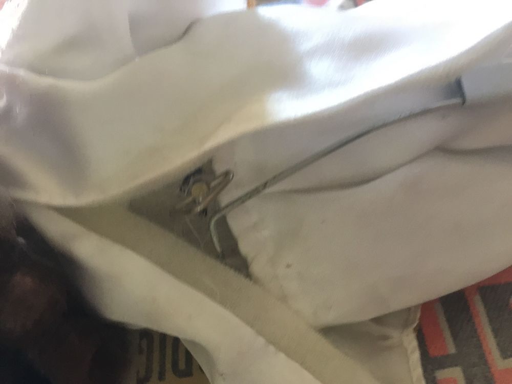 UNE POUP&agrave;‰E MUSICALE 35 cm hauteur 