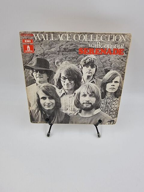 Vinyle 45 tours Wallace Collection : Walk on Out - Serenade  1 Vulbens (74)