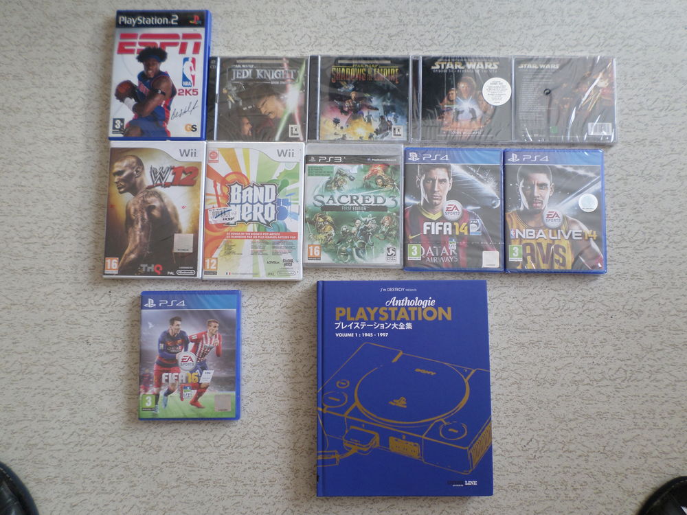 Jeu ps4 wii xbox star wars cartes starter lord of the rings Consoles et jeux vidos