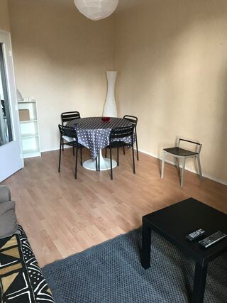  Appartement à louer 2/3 pièces 40 m²
