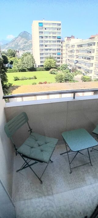  Appartement  louer 2 pices 41 m Grenoble
