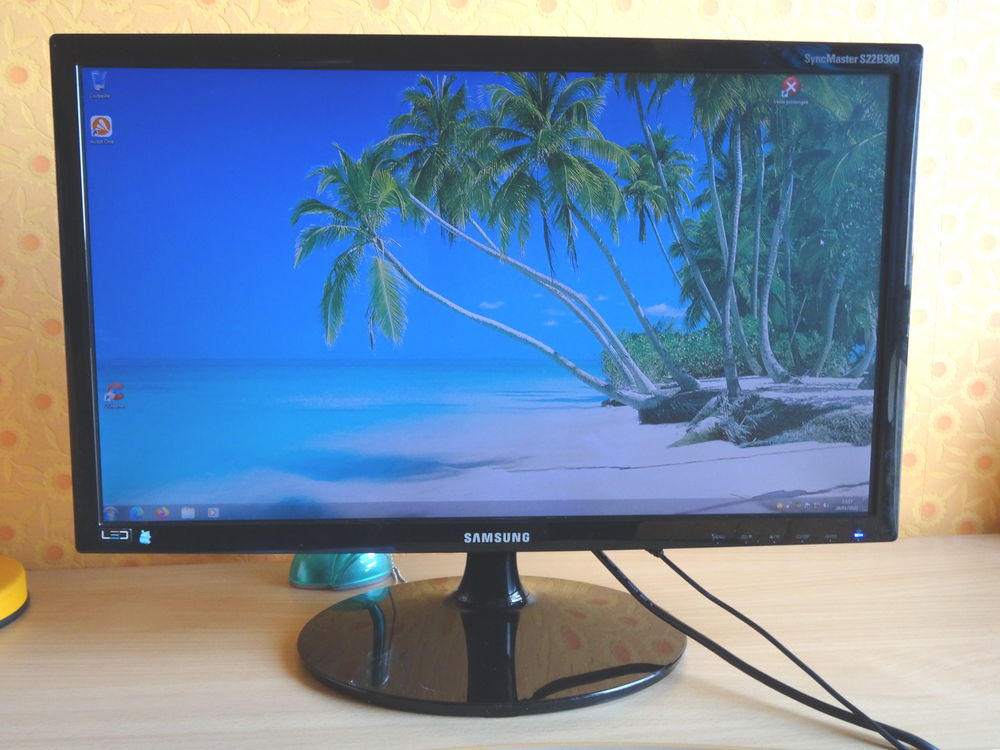 Moniteur Led Samsung Sync Master 22" Matériel informatique