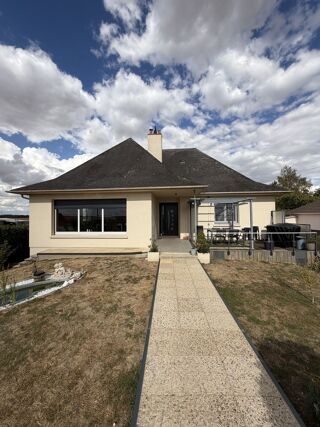  Maison à vendre 5 pièces 1073 m²