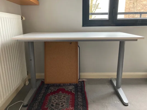 Bureau IKEA 155 La Celle-Saint-Cloud (78)