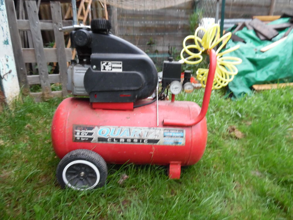 compresseur 50l 2cv 8 bars avec mano neuf souflette neuve Bricolage