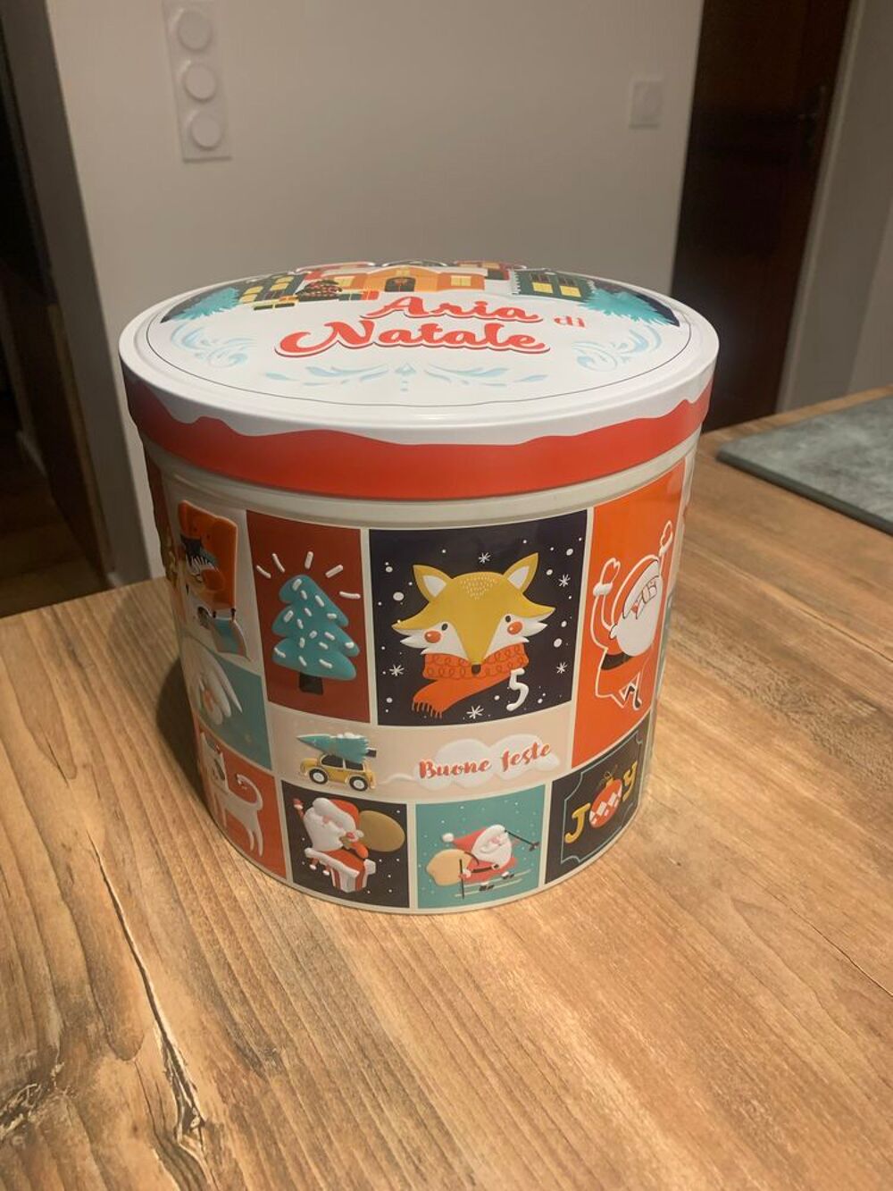 Bo&icirc;te de rangement motif \'\' No&euml;l \'\' Décoration