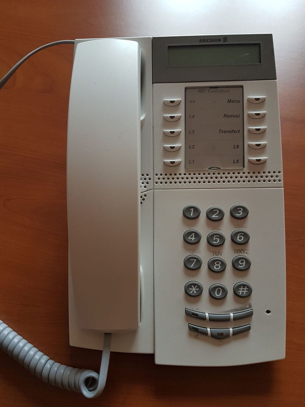 ERICSSON 4222 Téléphones et tablettes