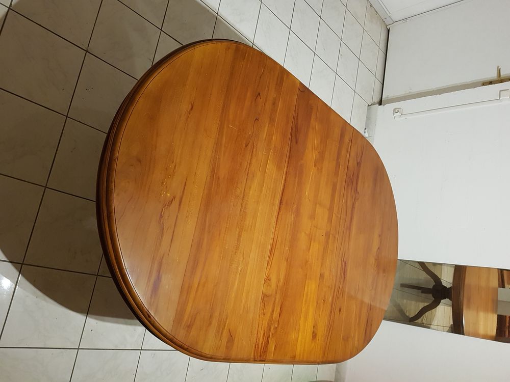 Table de salle &agrave; manger Meubles