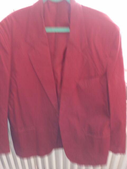veste cabardine   pas portée taille L.5€ à prendre sur place Beaucourt (90)