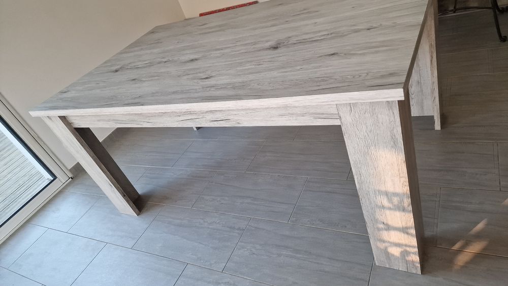 Table salle &agrave; manger Meubles