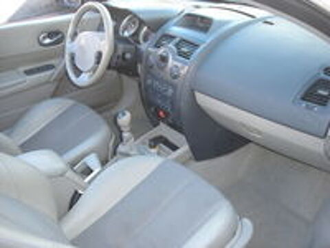 M&eacute;gane II CC M&eacute;gane CC 1.9 dCi 120 Luxe Privil&egrave;ge 2004 occasion 78800 Houilles