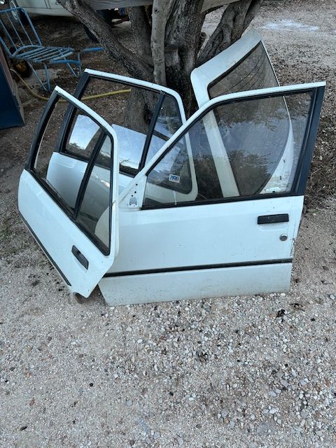 Pi&egrave;ces et &eacute;quipements Voiture Pi&egrave;ces et &eacute;quipements Voiture  occasion Ollioules 83190