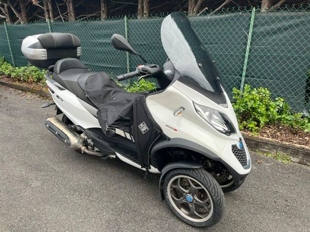 PIAGGIO 2018 occasion 74160 Saint-Julien-en-Genevois