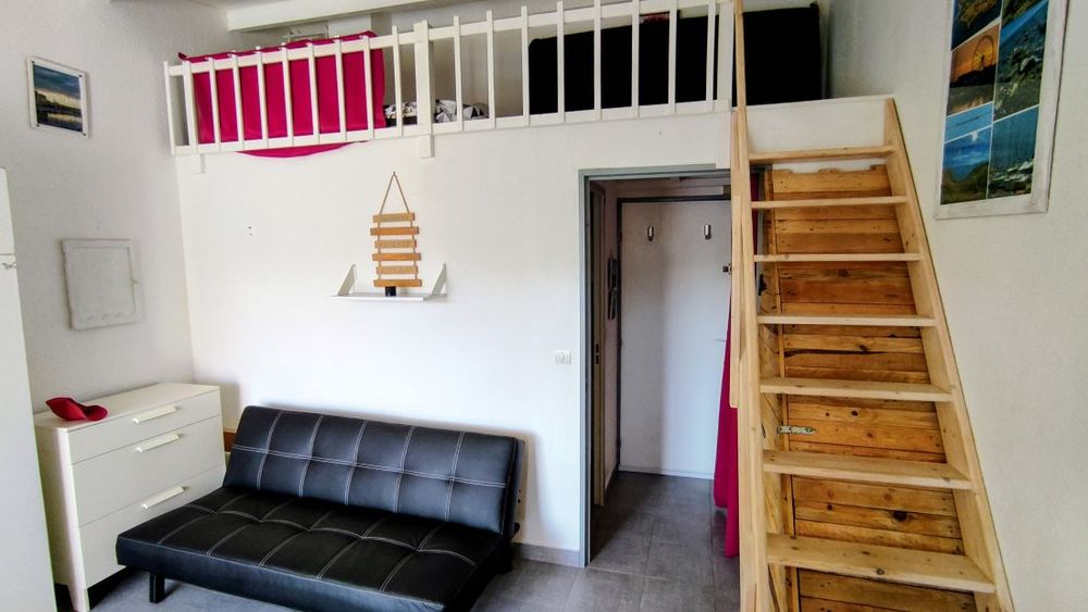 Vente Appartement LE CAP D'AGDE : Situé à 150m de la plagette et plage de la Conque, appartement Studio / Loggia vitrée, rénové. Le cap d agde