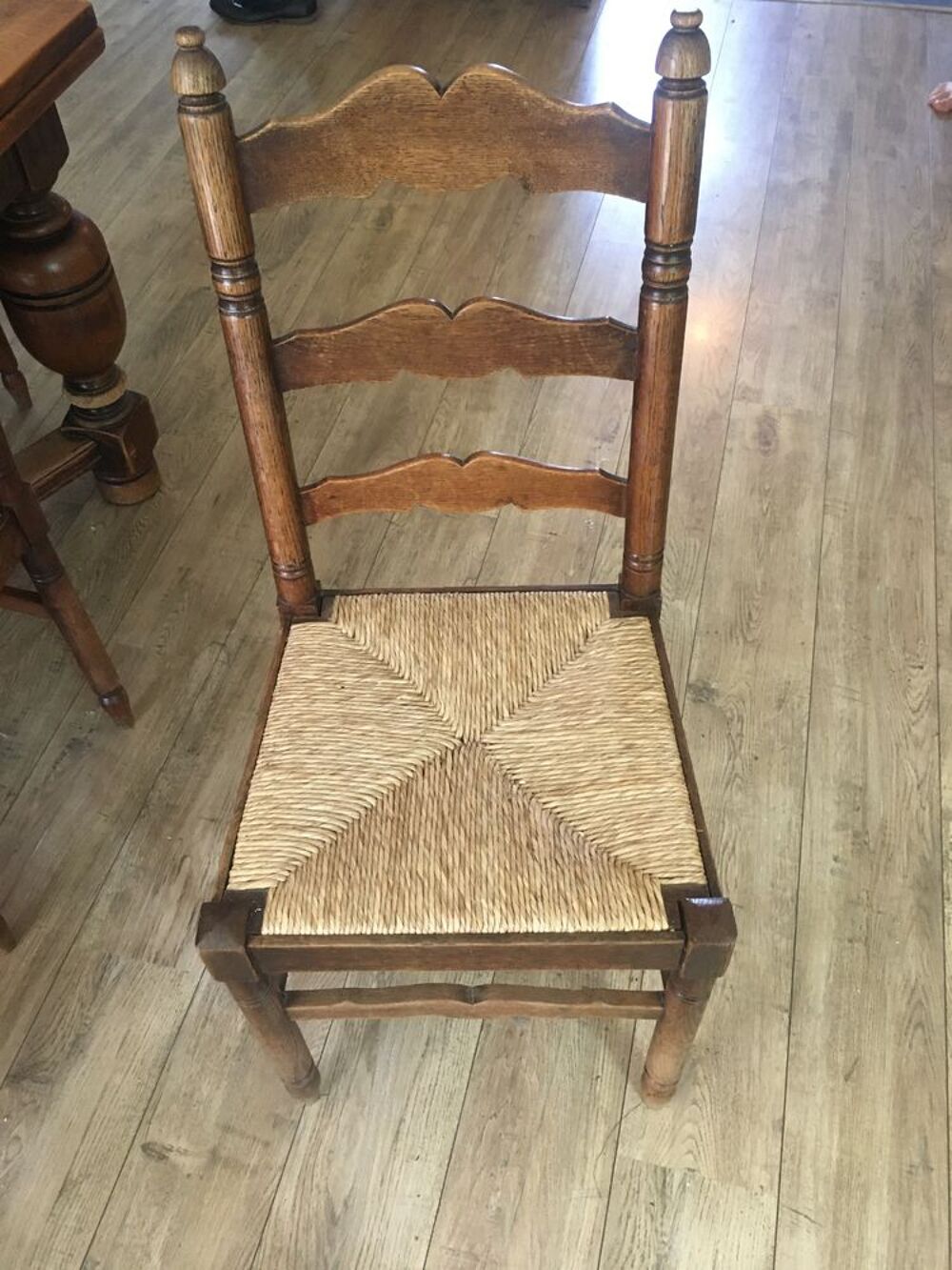 Table ancienne et buffet merisier 8 chaises Meubles