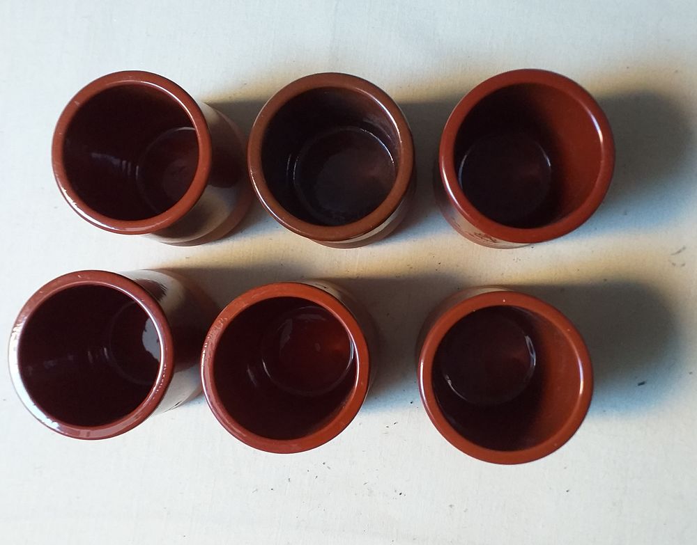 Lot de 6 pots &agrave; yaourt bicouleurs dont 4 de LA FERMIERE Cuisine
